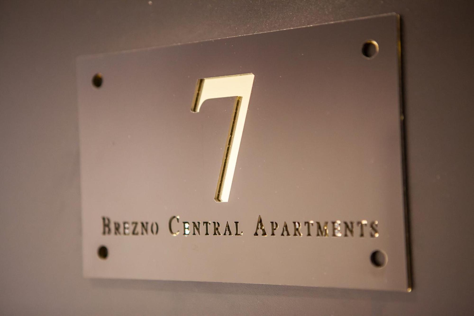 Brezno Central Apartments Exterior foto
